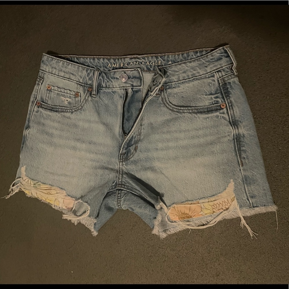 Brand new with tags AE Tomgirl short